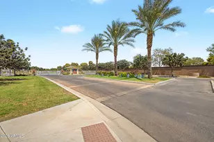 6325 S 24th Pl, Phoenix, AZ 85042 - Photo 54