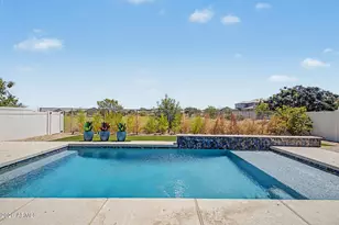 6325 S 24th Pl, Phoenix, AZ 85042 - Photo 1