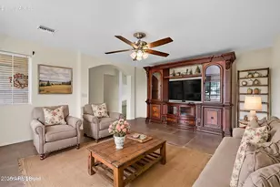 10859 W Cochero Ct, Casa Grande, AZ 85194 - Photo 4