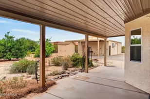 10859 W Cochero Ct, Casa Grande, AZ 85194 - Photo 18