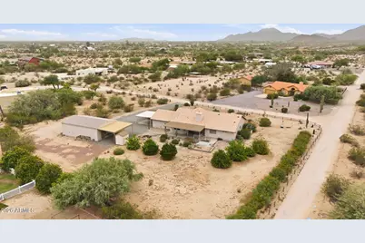 10859 W Cochero Court, Casa Grande, AZ 85194 - Photo 2