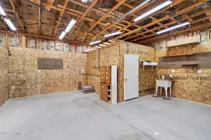 10859 W Cochero Ct, Casa Grande, AZ 85194 - Photo 26