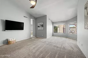 233 N Cottonwood Dr, Gilbert, AZ 85234 - Photo 20
