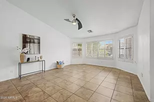 233 N Cottonwood Dr, Gilbert, AZ 85234 - Photo 10
