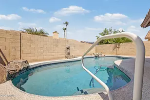 233 N Cottonwood Dr, Gilbert, AZ 85234 - Photo 32