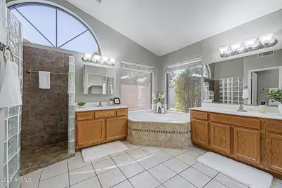 233 N Cottonwood Drive, Gilbert, AZ 85234 - Photo 22