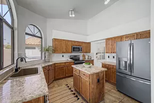 233 N Cottonwood Dr, Gilbert, AZ 85234 - Photo 14