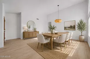 5027 E Vaughn Dr, Phoenix, AZ 85044 - Photo 10