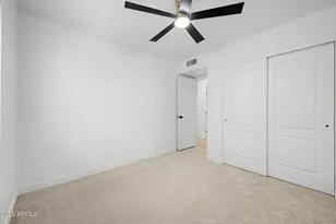 5027 E Vaughn Dr, Phoenix, AZ 85044 - Photo 22