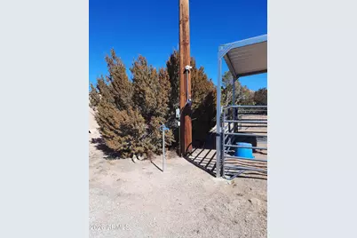 53845 N Cedar Drive, Seligman, AZ 86337 - Photo 32