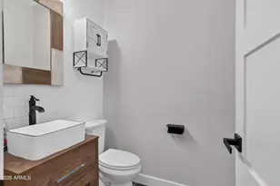 2426 W Horsetail Trail, Phoenix, AZ 85085 - Photo 28