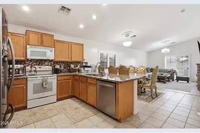 11565 W Purdue Avenue, Youngtown, AZ 85363 - Photo 6