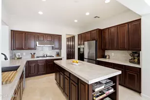 12503 W Red Hawk Dr, Peoria, AZ 85383 - Photo 4