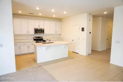 104 E Moonlight Trail, Casa Grande, AZ 85122 - Photo 4