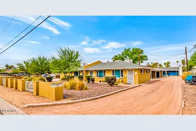 3636 E Verde Lane #09, Phoenix, AZ 85018 - Photo 2