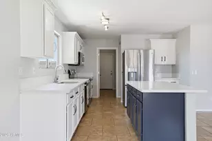10821 E Forge Cir, Mesa, AZ 85208 - Photo 16