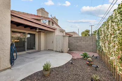 12023 N 27th Place, Phoenix, AZ 85028 - Photo 20