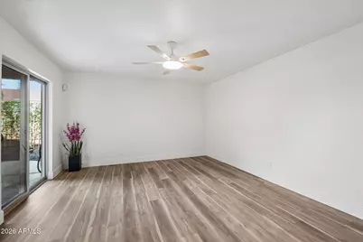12023 N 27th Place, Phoenix, AZ 85028 - Photo 10