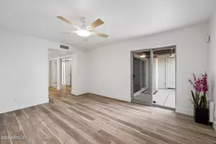 12023 N 27th Pl, Phoenix, AZ 85028 - Photo 8
