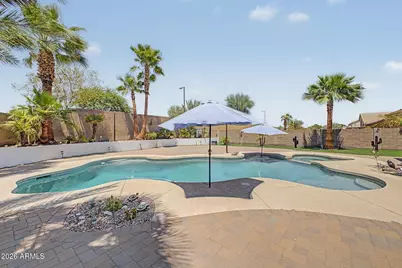 22240 W Cantilever Street, Buckeye, AZ 85326 - Photo 16