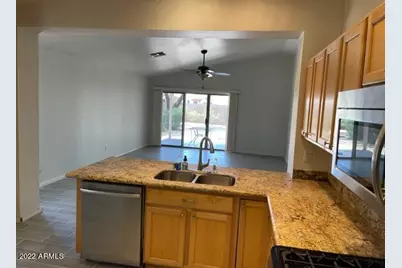 3409 E Menadota Drive, Phoenix, AZ 85050 - Photo 8