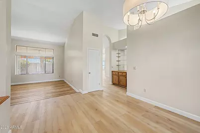 1933 E Buena Vista Drive, Tempe, AZ 85284 - Photo 6
