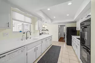 14022 N Tumblebrook Way, Sun City, AZ 85351 - Photo 18