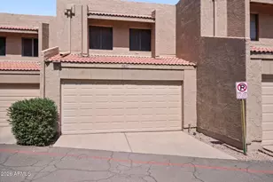 7331 N 44th Ave, Glendale, AZ 85301 - Photo 1