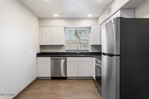 625 W 12th St, Tempe, AZ 85281 - Photo 18