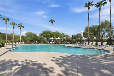 27228 N 174th Lane, Surprise, AZ 85387 - Photo 34