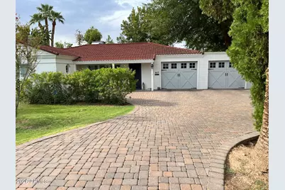 807 W Solano Drive, Phoenix, AZ 85013 - Photo 2