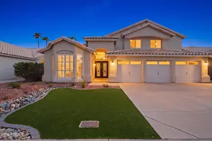 1331 W Beck Ln, Phoenix, AZ 85023 - Photo 1