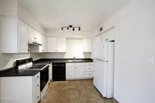 2725 S Rural Rd, Tempe, AZ 85282 - Photo 8