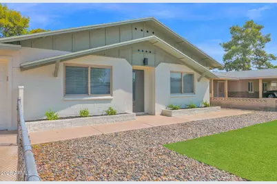 2224 E Sandra Terrace, Phoenix, AZ 85022 - Photo 1