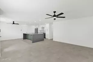 2224 E Sandra Terrace, Phoenix, AZ 85022 - Photo 8