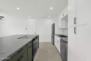 2224 E Sandra Terrace, Phoenix, AZ 85022 - Photo 12
