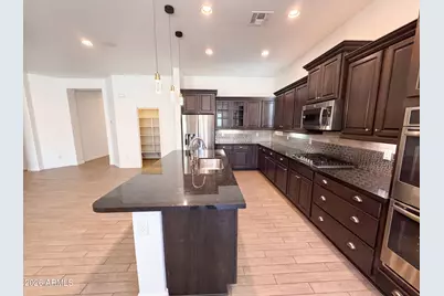 7420 W Crabapple Drive, Peoria, AZ 85383 - Photo 12