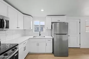 428 S Oregon St, Chandler, AZ 85225 - Photo 8