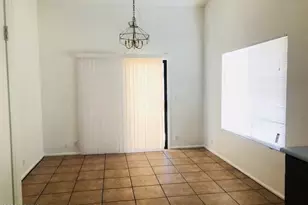 8776 W Cherry Hills Dr, Peoria, AZ 85345 - Photo 4