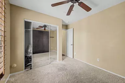 5734 S 21st Terrace, Phoenix, AZ 85040 - Photo 12