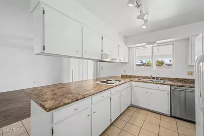 622 E Grace Drive, Tempe, AZ 85288 - Photo 10