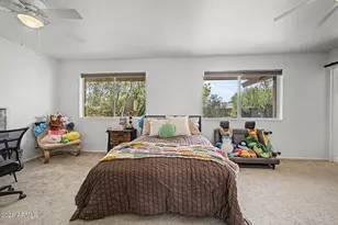 622 E Grace Dr, Tempe, AZ 85288 - Photo 14