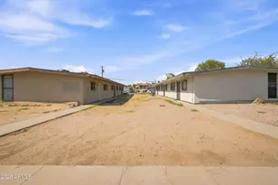 2210 W Heatherbrae Dr, Phoenix, AZ 85015 - Photo 2