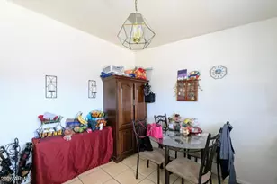 2210 W Heatherbrae Dr, Phoenix, AZ 85015 - Photo 10