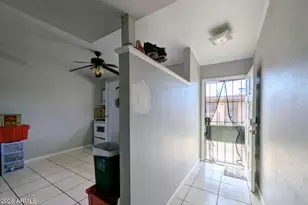 2210 W Heatherbrae Dr, Phoenix, AZ 85015 - Photo 20