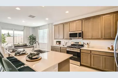 25318 N 175th Avenue, Surprise, AZ 85387 - Photo 4