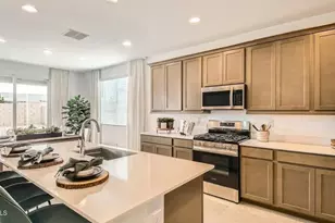 25318 N 175th Ave, Surprise, AZ 85387 - Photo 4
