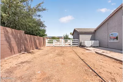 275 E Desert Holly Drive, San Tan Valley, AZ 85143 - Photo 52