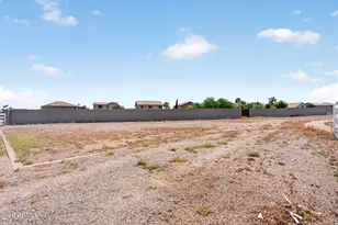 275 E Desert Holly Dr, San Tan Valley, AZ 85143 - Photo 68