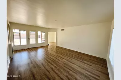 535 W Edgemont Avenue, Phoenix, AZ 85003 - Photo 2